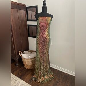 IEENA FOR MAC DUGGAL BRONZE FULL SEQUIN FORMAL DRESS SZ 6 NWT